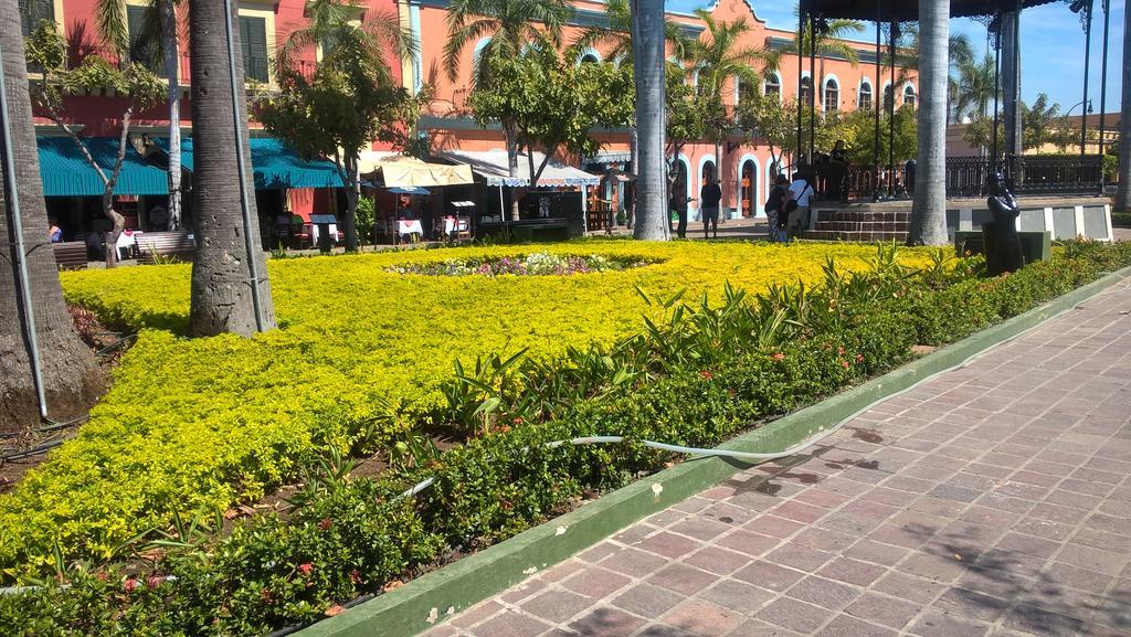 Hotel Machado มาซาตลัน ภายนอก รูปภาพ