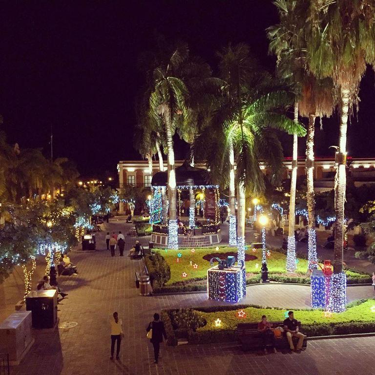 Hotel Machado มาซาตลัน ภายนอก รูปภาพ